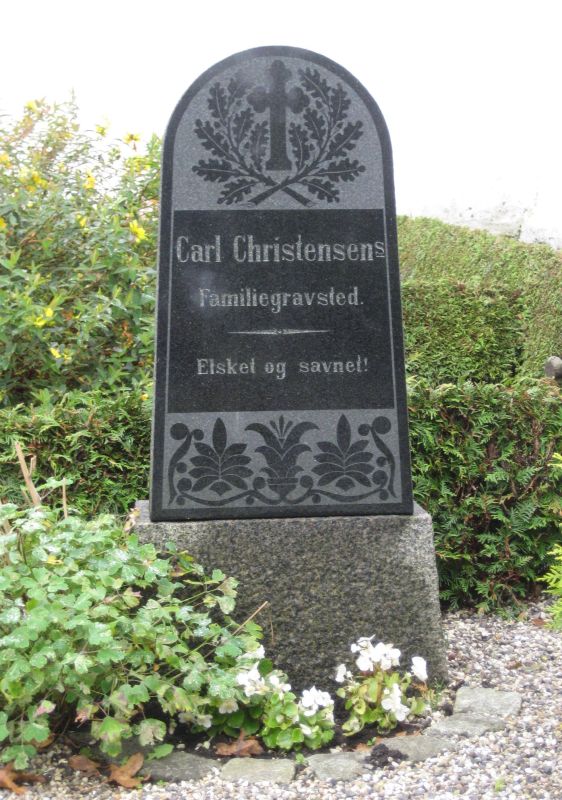 Carl Christensen's familiegravsted.jpg